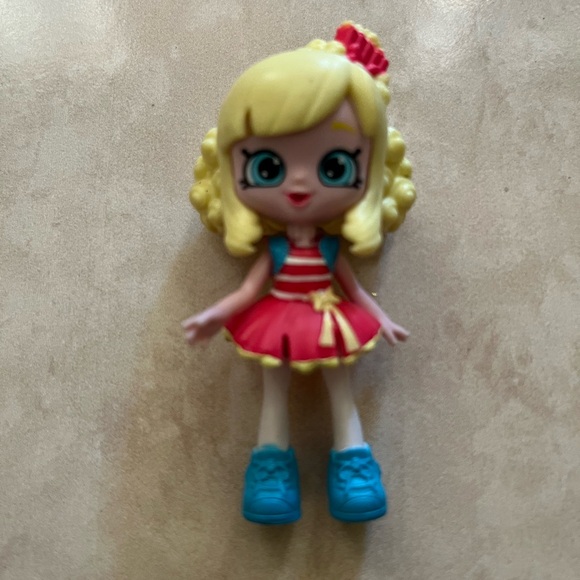 Shopkins Happy Places Coco Cookie & Popette Colorful Kids Toy Figures Set - Picture 3 of 6